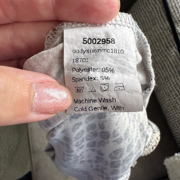 Animal Print Snake Black white brown bodysuit size small - Picture 8 of 10